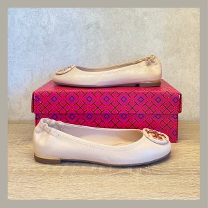 Tory Burch Zapato Ballerina Chelsea Multi Logo Nude Size 5.5