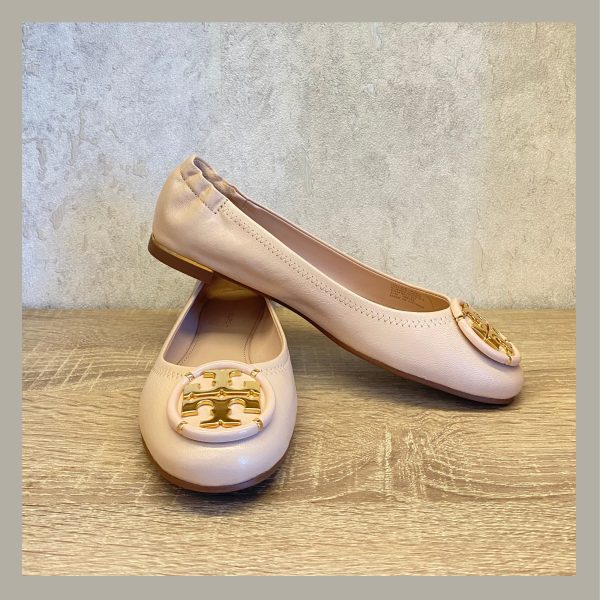 Tory Burch Zapato Ballerina Chelsea Multi Logo Nude Size 5.5 - Imagen 4