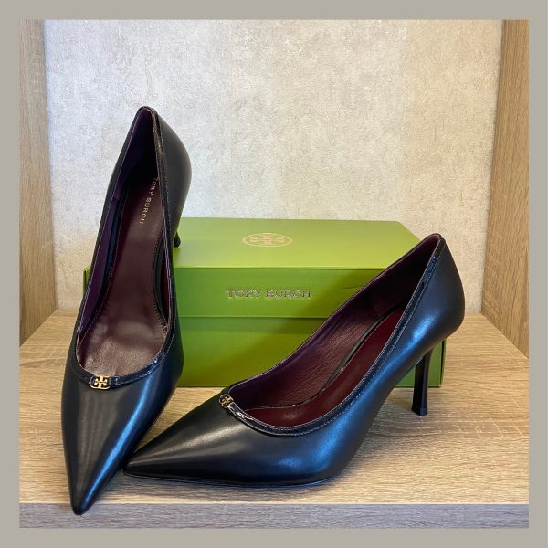 Tory Burch Zapato Double T Buckle Pump Black Size 8 - Imagen 2