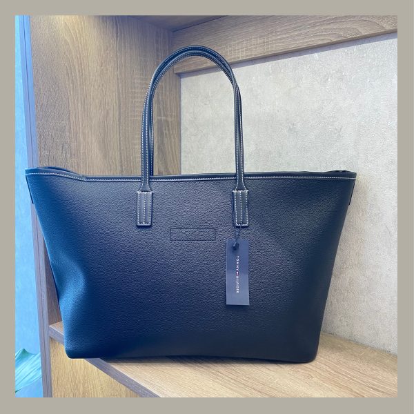 Tommy Hilfiger Tote Bag Medium Negro - Imagen 3