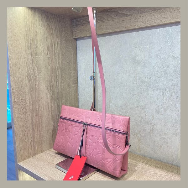 Carolina Herrera Inro Rosado Floral en Piel - Imagen 2