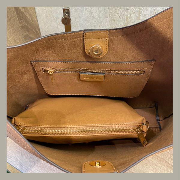 Aldo Shoulder Bag Hobo Marrón - Imagen 4