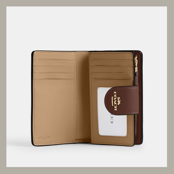 Coach Medium Corner Zip Wallet In Signature Canvas Tan & Brown - Imagen 2