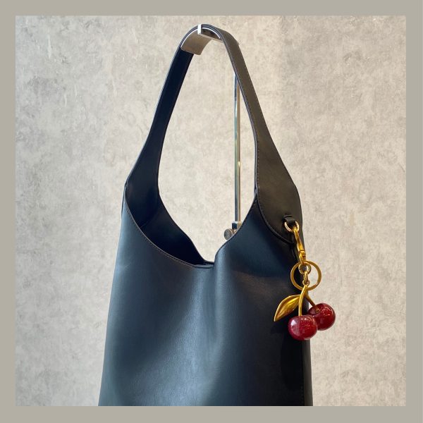Basic & Chic Charm Bag Cherry - Imagen 2