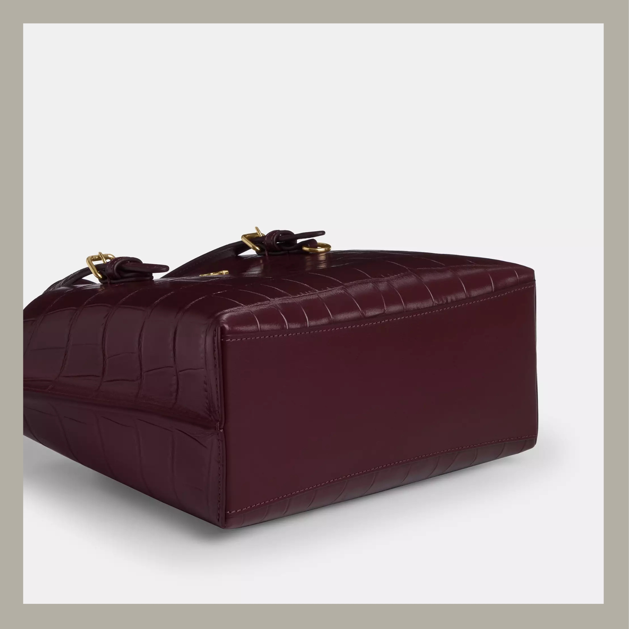 Coach Tote Bag Mini Mollie Crocodile Dark Wine - Imagen 6